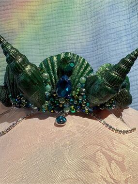 Handcrafted Mermaid Shell Tiara in Emerald Green with Blue Gems